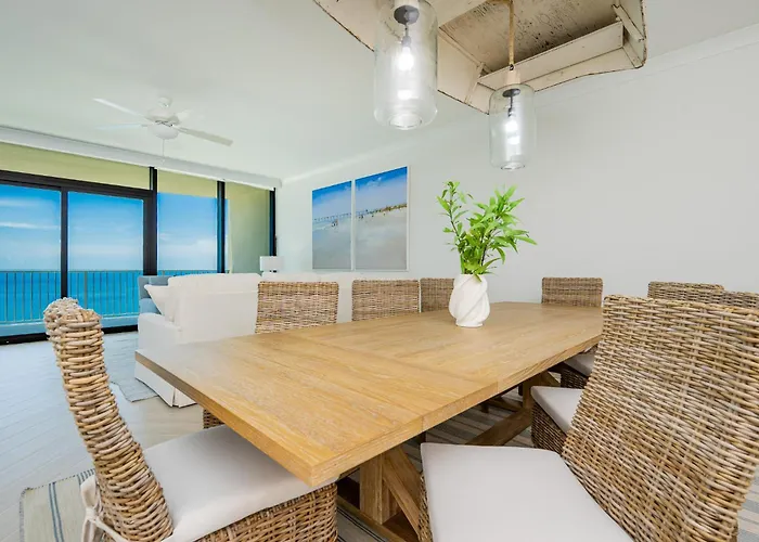 Apartment Phoenix Ii 1702